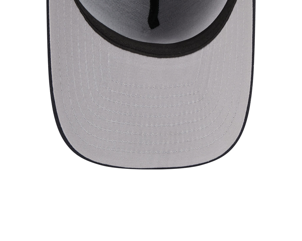 New Era New York Yankees Script Safety Pin Fitted